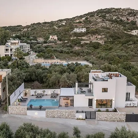 Avrilia Seaside Near Chania فيلة